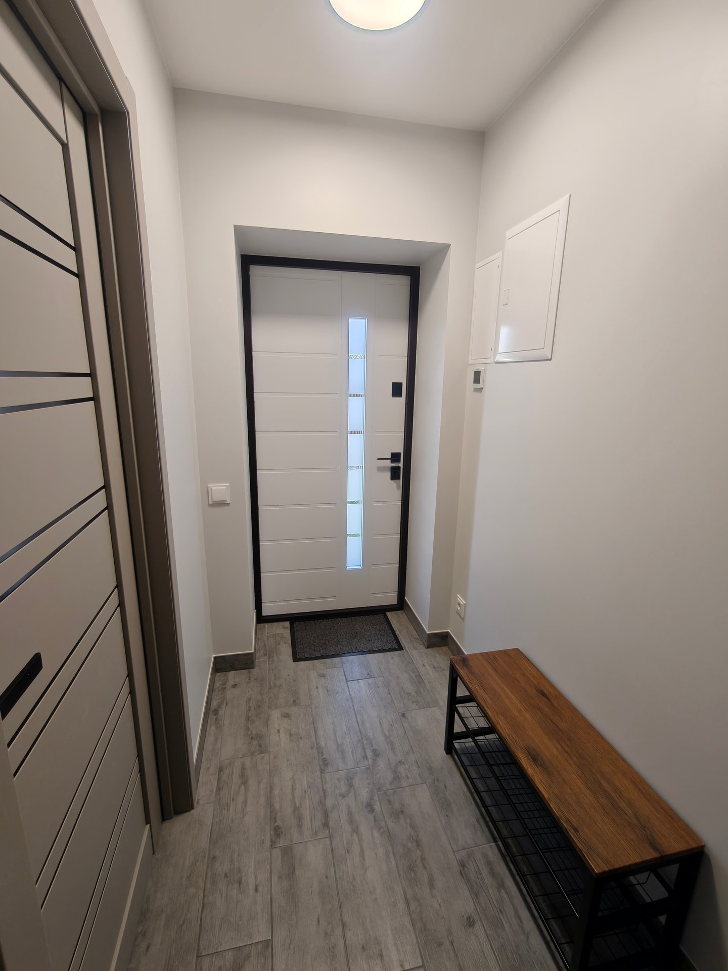 🚪 Prieškambaris – 14 hallway bench