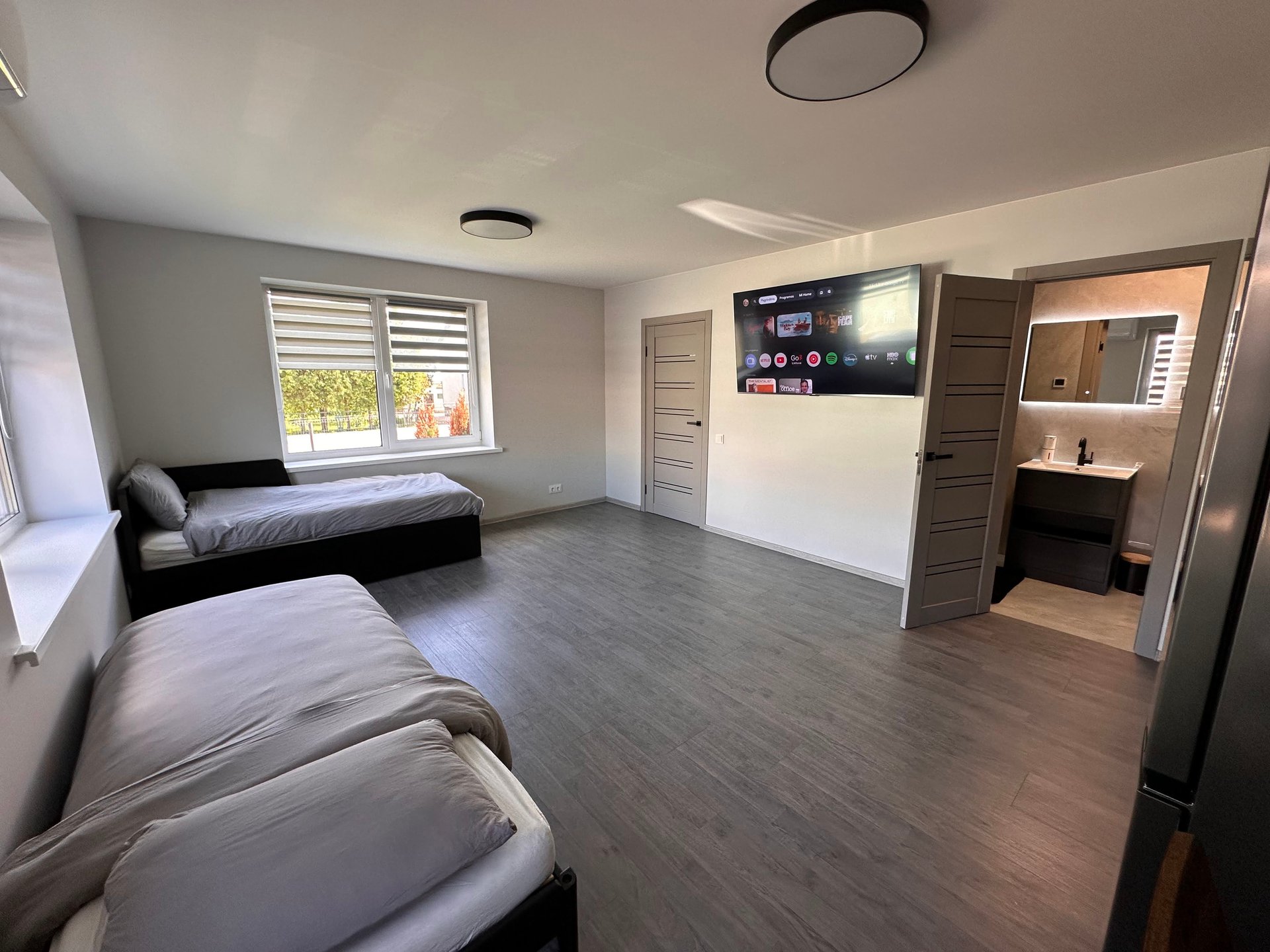 🛋️ Svetainė – 24 room corner